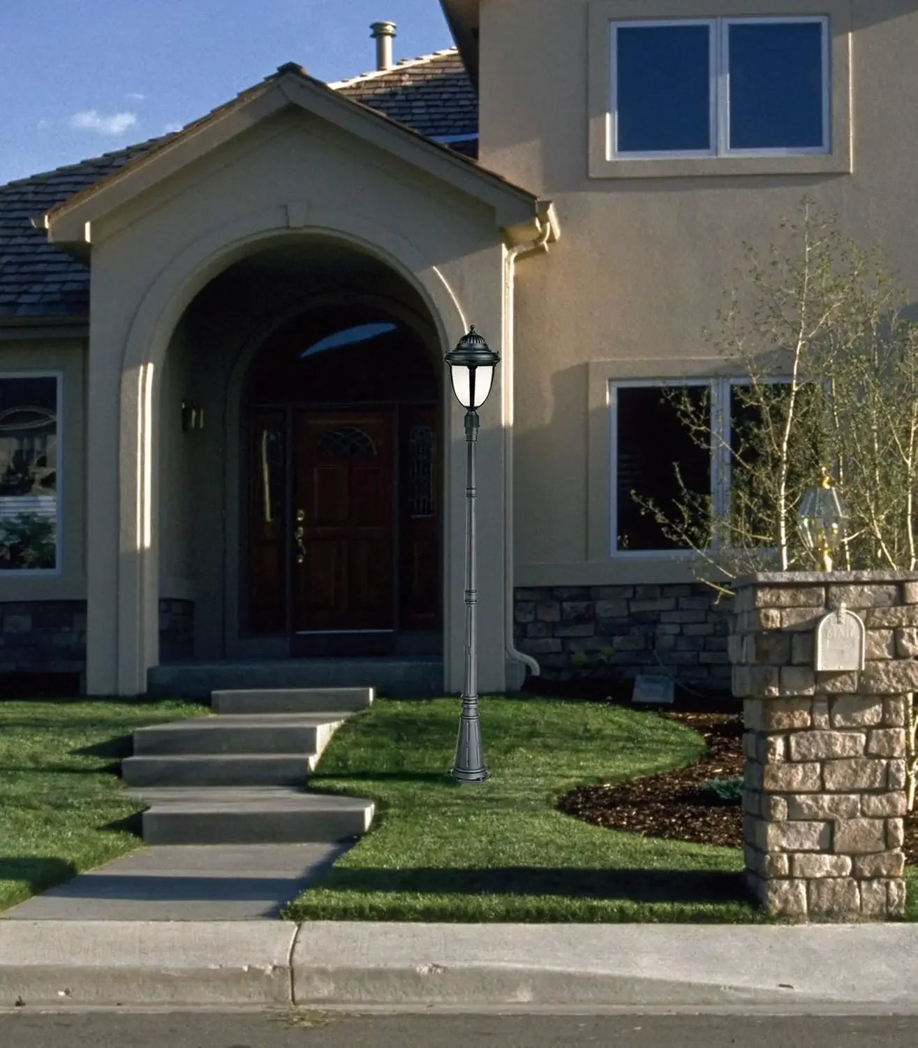 Hepworth Traditional Outdoor Light Post And Cap Base